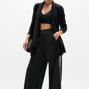 NWT Pranayama Restore Rib Wrap Color Black Rib